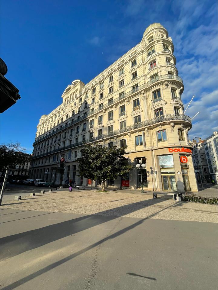 Bureau Lyon 1195m² Location bureau Lyon Rhône OLBUR2311050 4